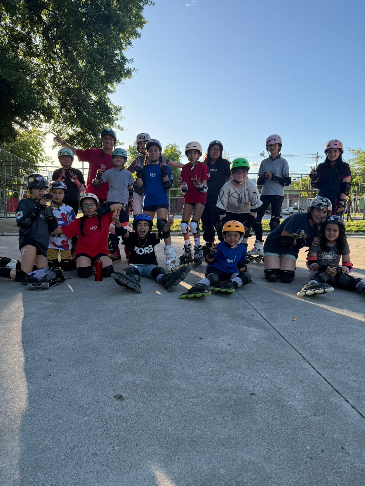 foto grupal mini riders